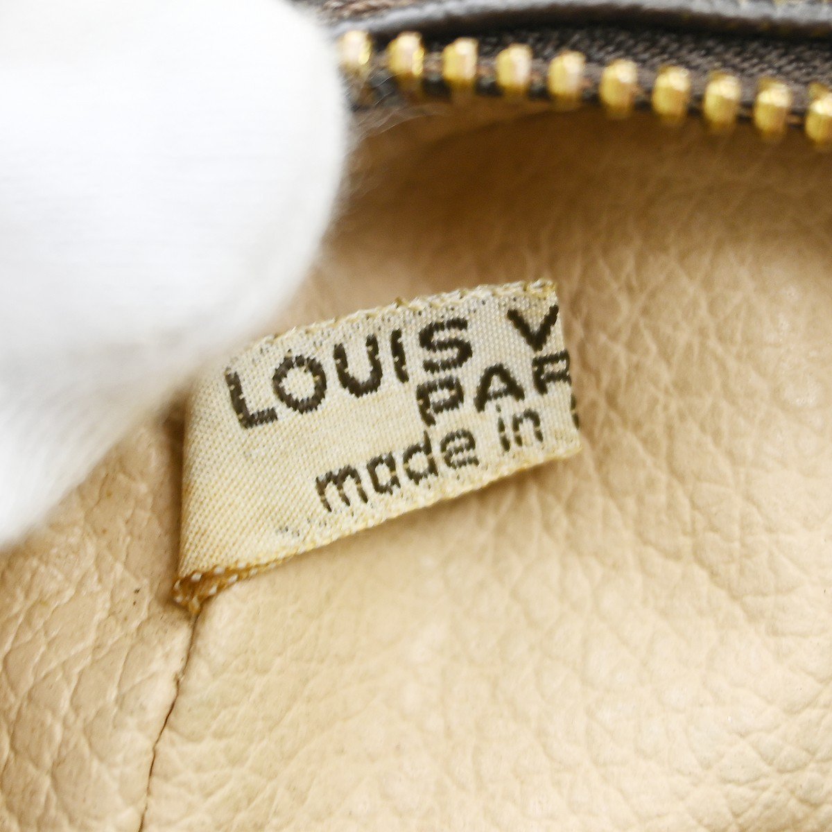 Louis Vuitton Trousse Toilette Monogram Canvas 23 Bruin