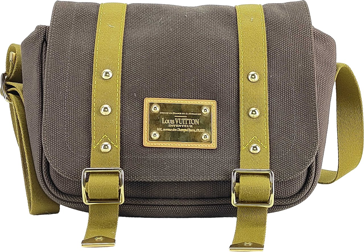 Louis Vuitton Antigua Besace Messenger Canvas Bruin