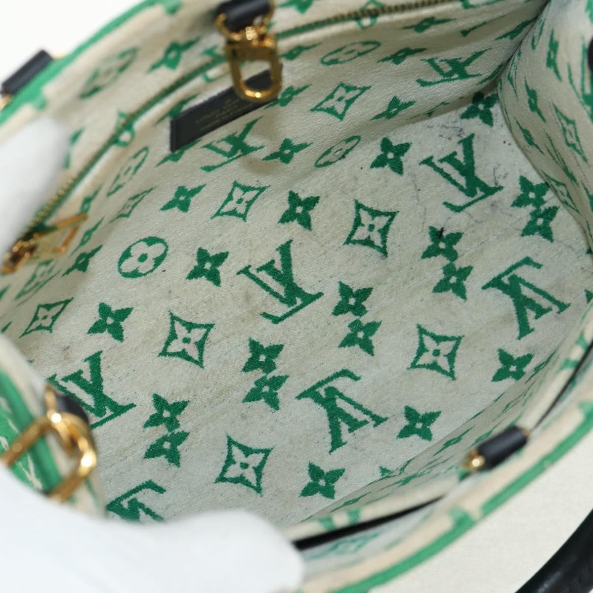 Louis Vuitton Louis Vuitton OnTheGo Tote LV Match Monogram Jacquard Velvet PM Groen