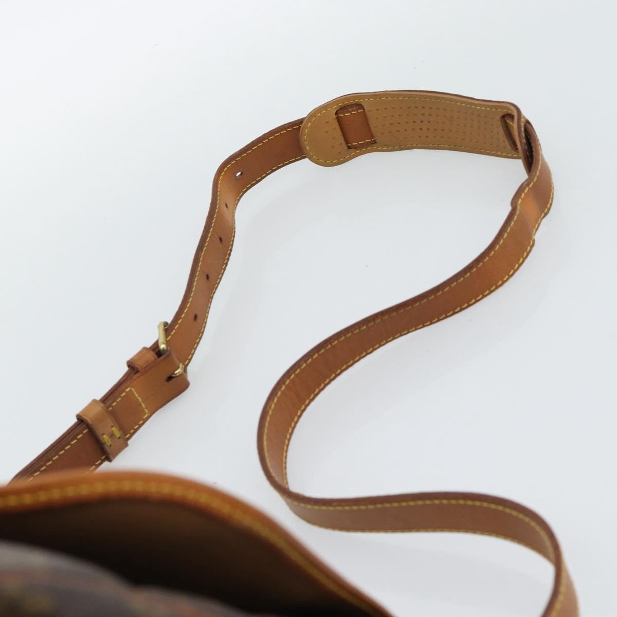 Louis Vuitton Saumur Canvas 35 Bruin