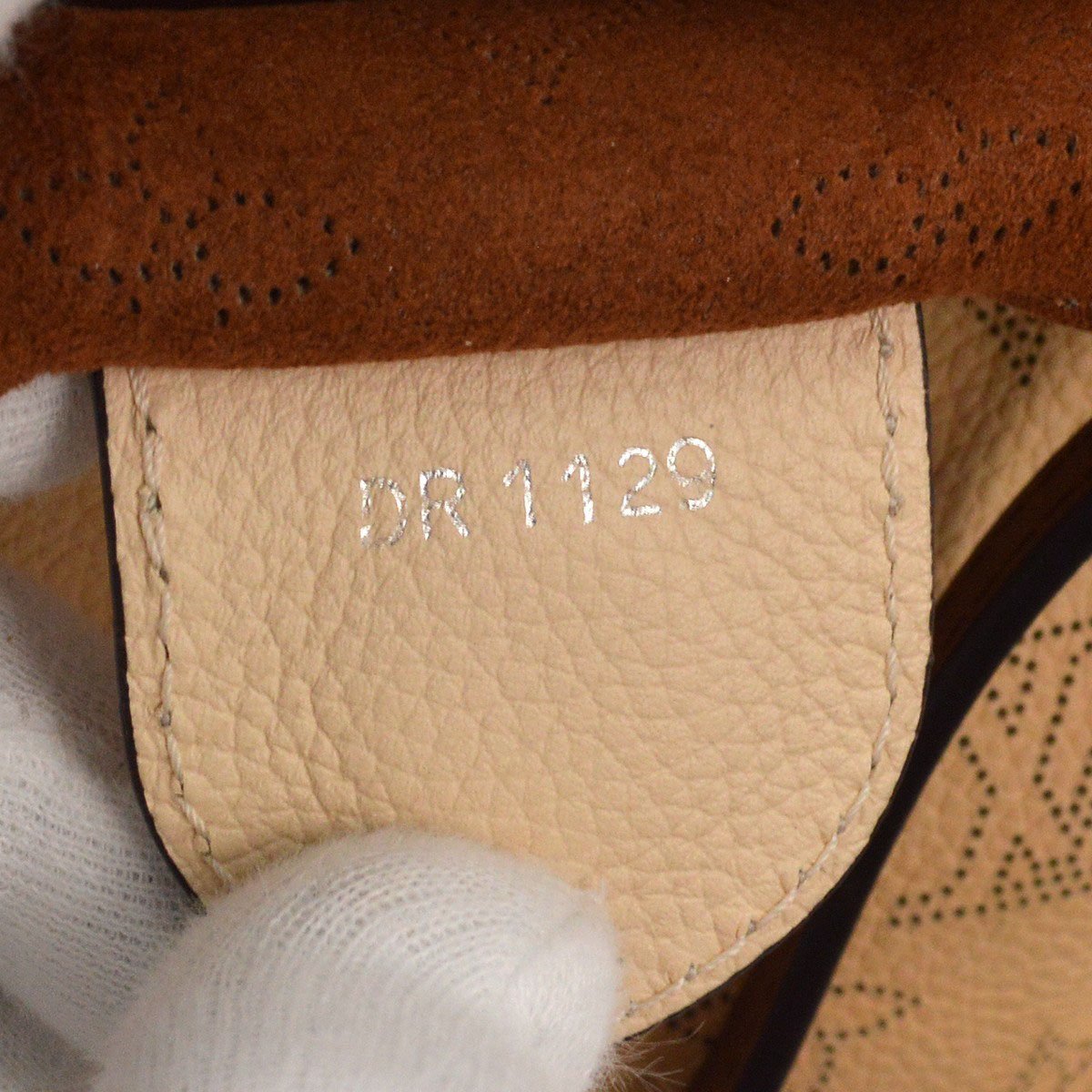 Louis Vuitton Louis Vuitton Hina Handbag Mahina Leather PM Beige