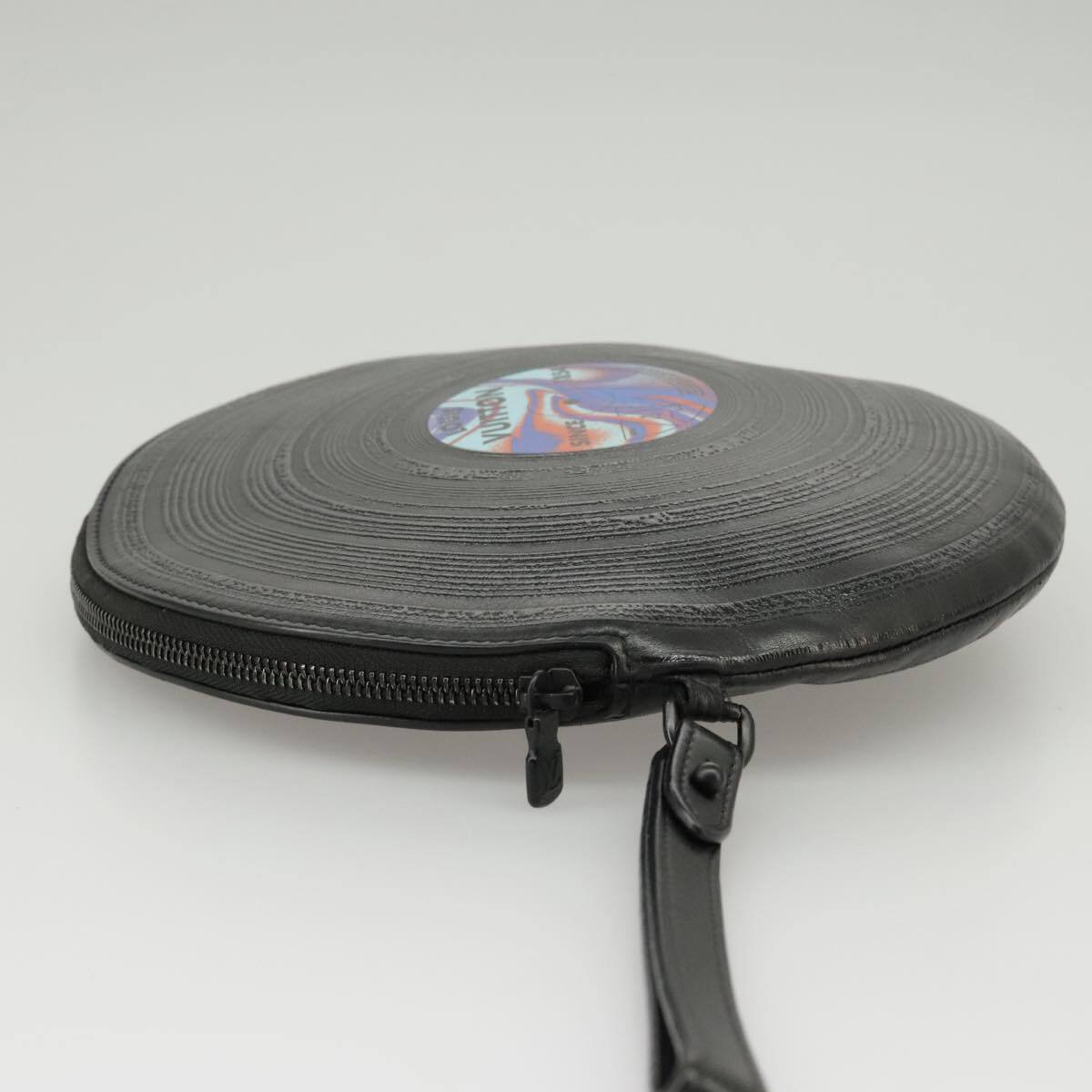 Louis Vuitton Disk pouch Leather Zwart