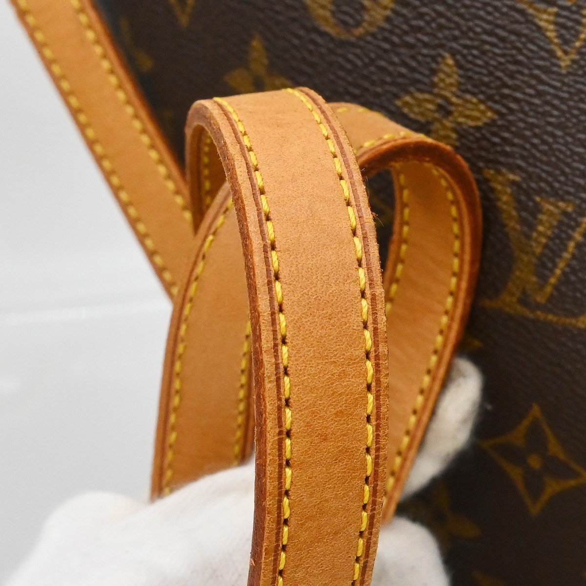 Louis Vuitton Louis Vuitton Drouot Handbag Monogram Canvas Bruin