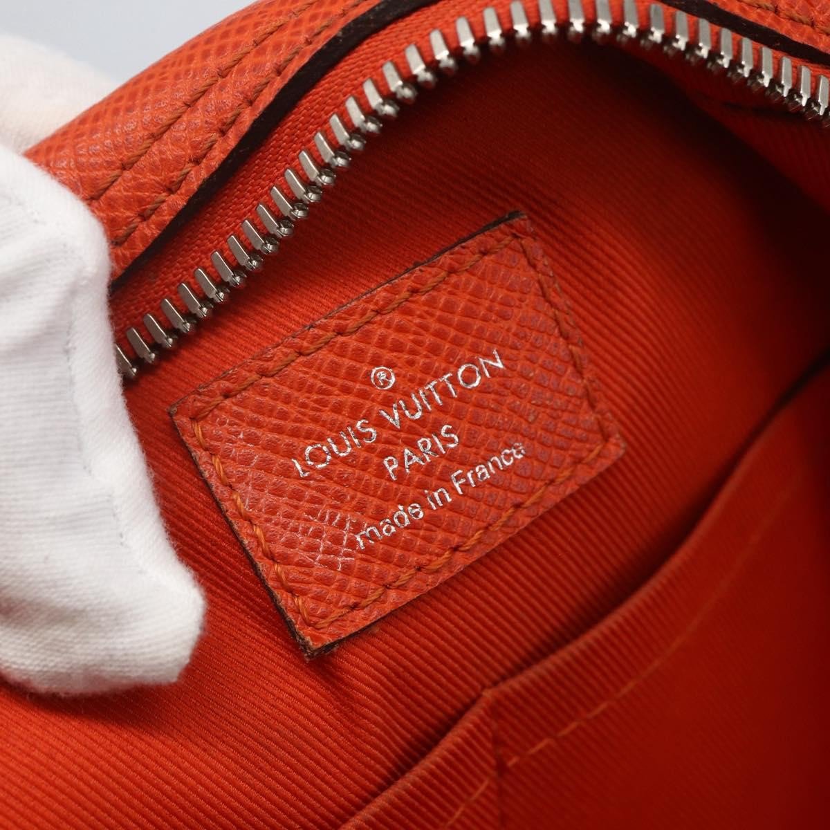 Louis Vuitton Porte-Documents Voyage Briefcase Taiga Leather PM Oranje