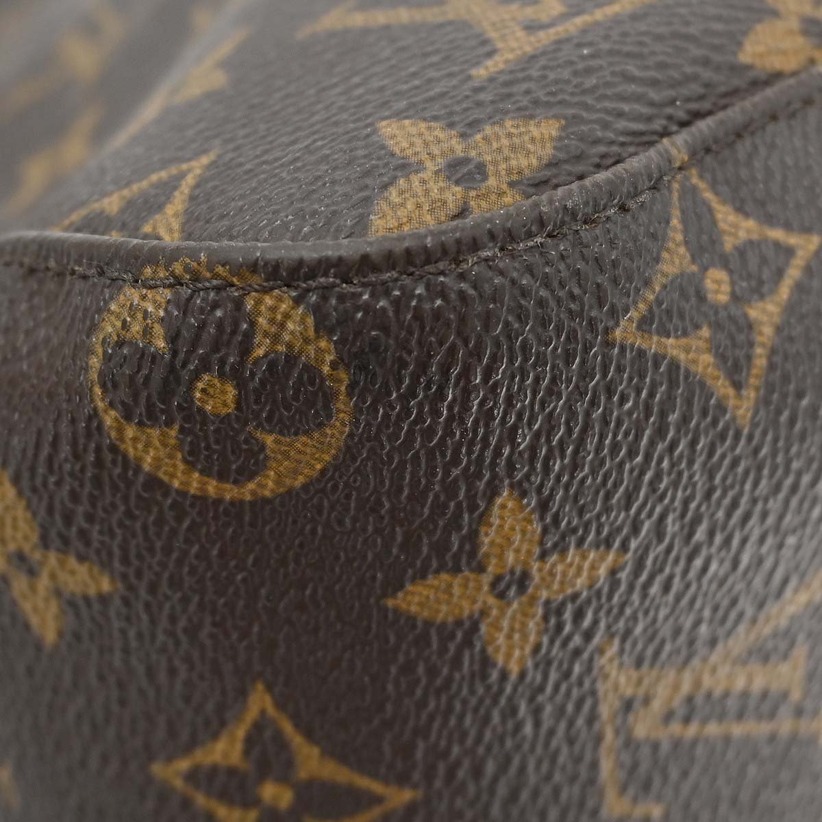 Louis Vuitton Louis Vuitton Monogram Looping Handbag Monogram Canvas MM Bruin