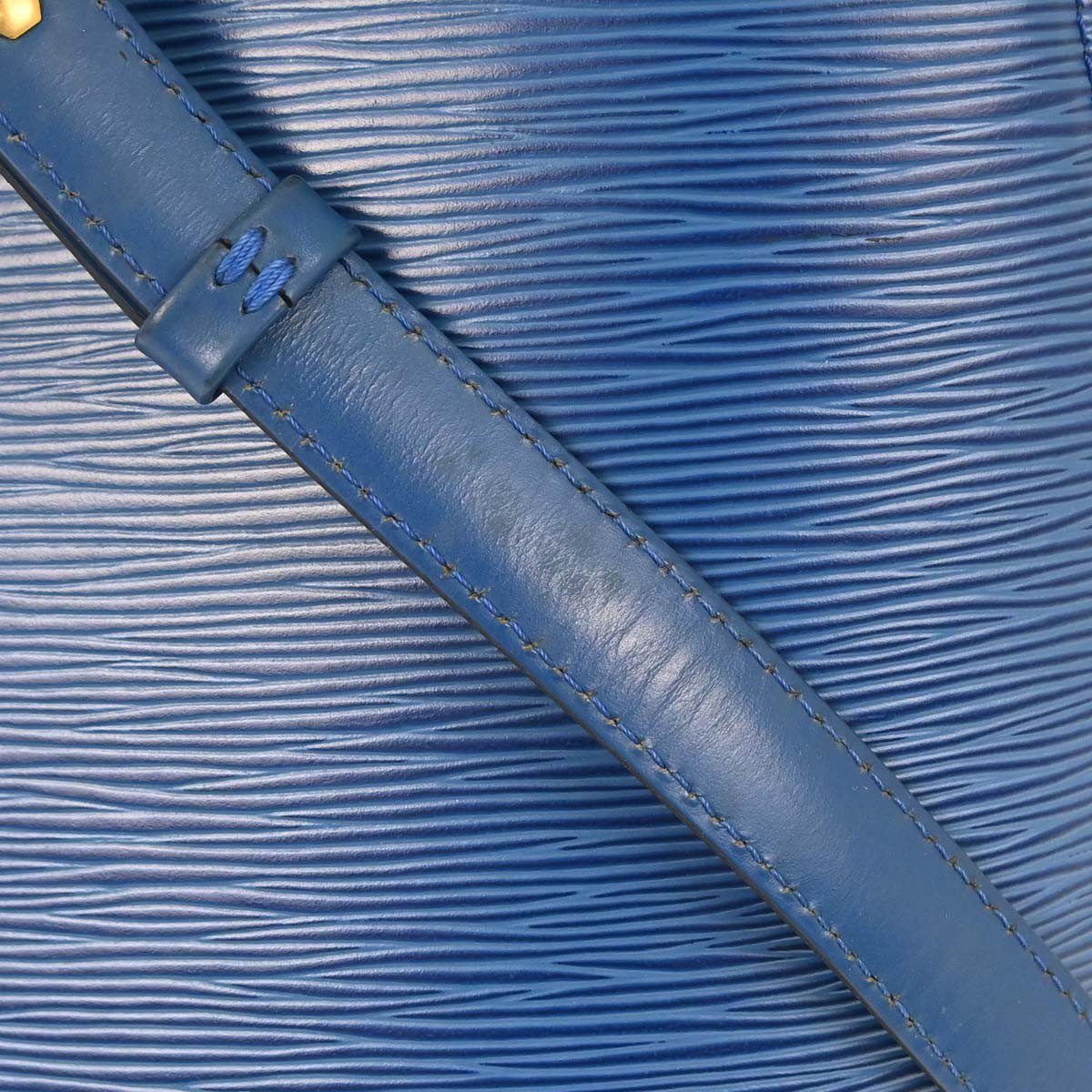 Louis Vuitton Cluny Epi MM Zwart