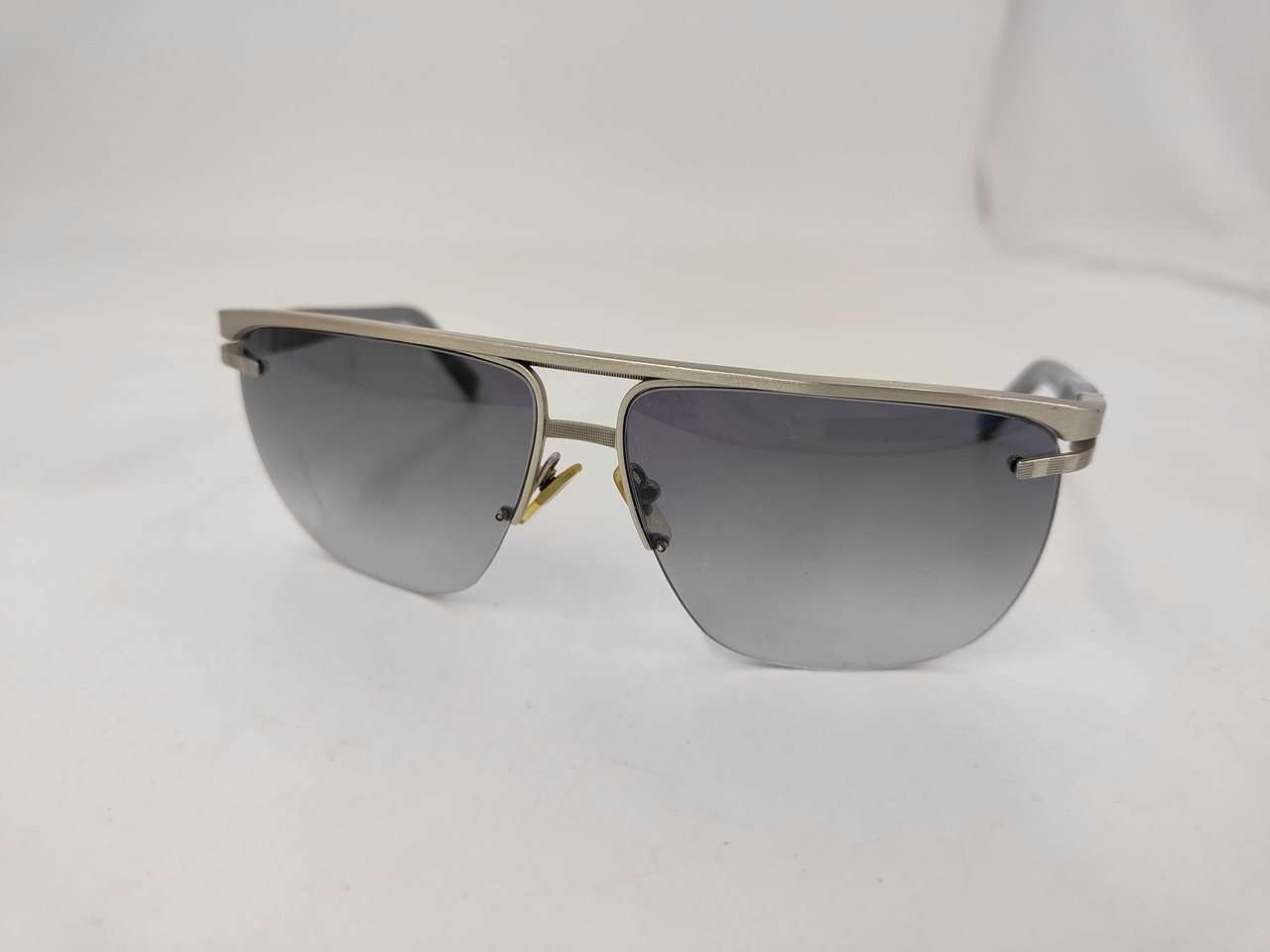 Louis Vuitton LV Sunglasses Metal Square Metal Grijs