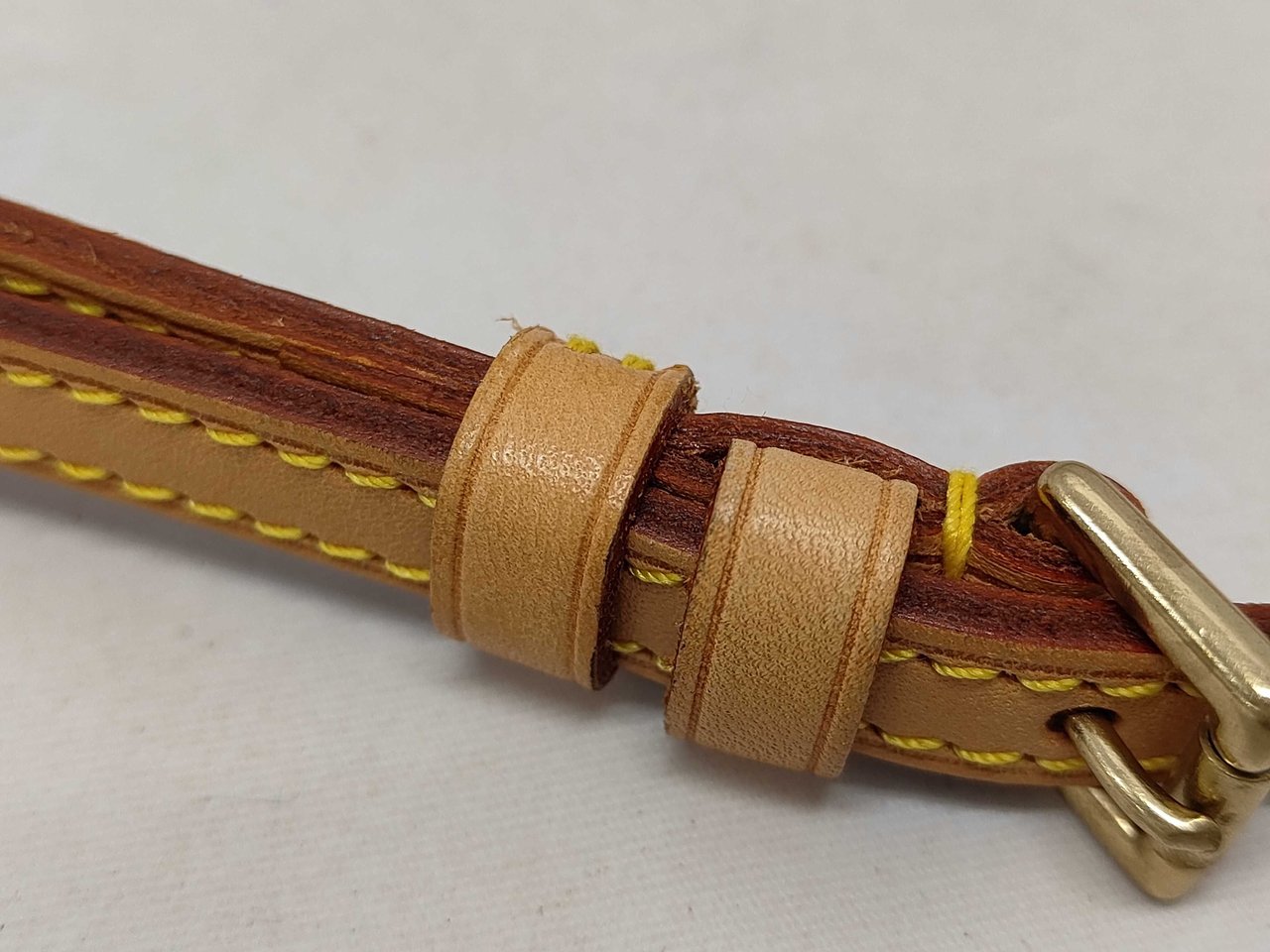 Louis Vuitton Favorite Shoulder Strap Vachetta Leather Bruin