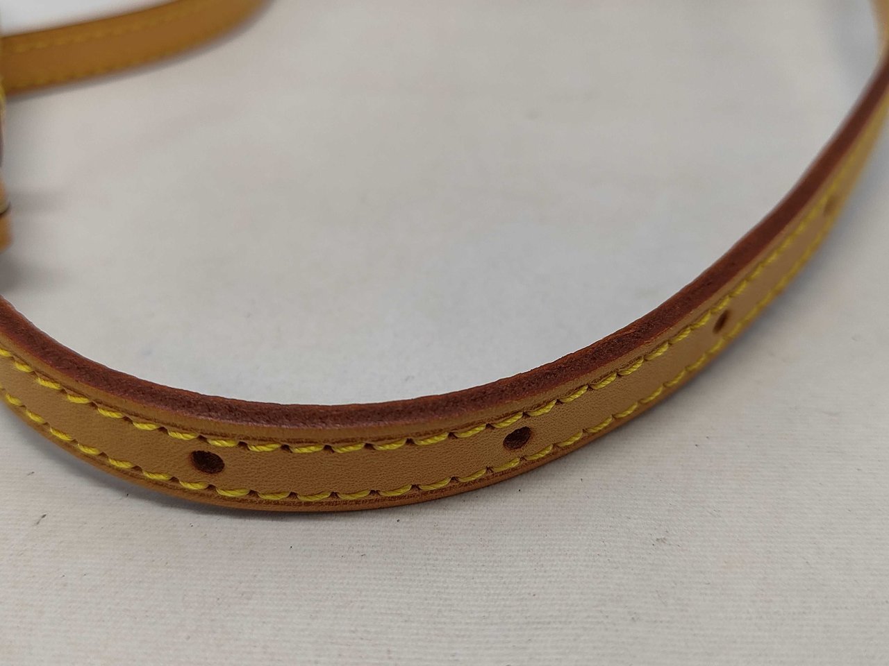 Louis Vuitton Favorite Shoulder Strap Vachetta Leather Bruin