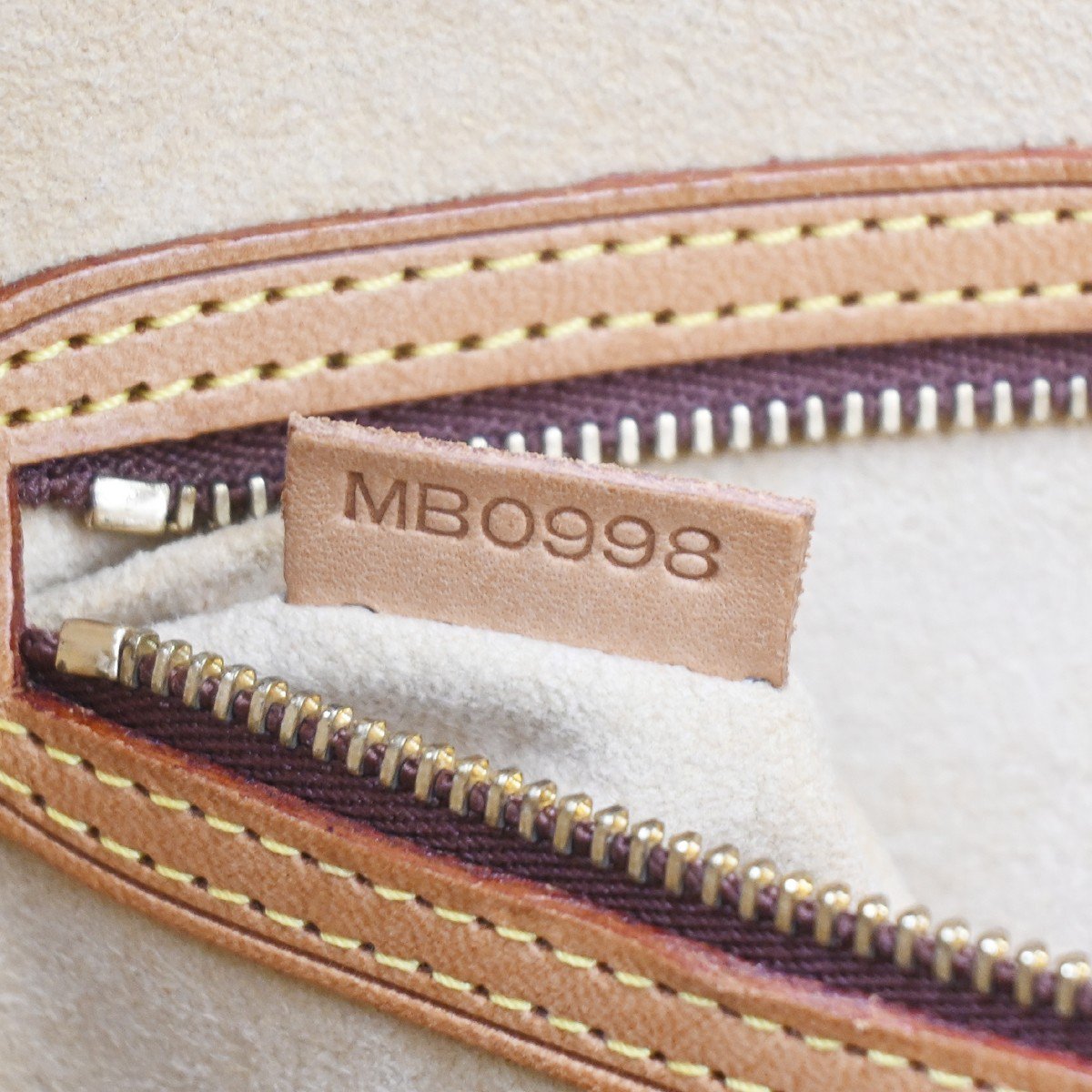 Louis Vuitton Babylone Handbag Monogram Canvas Bruin