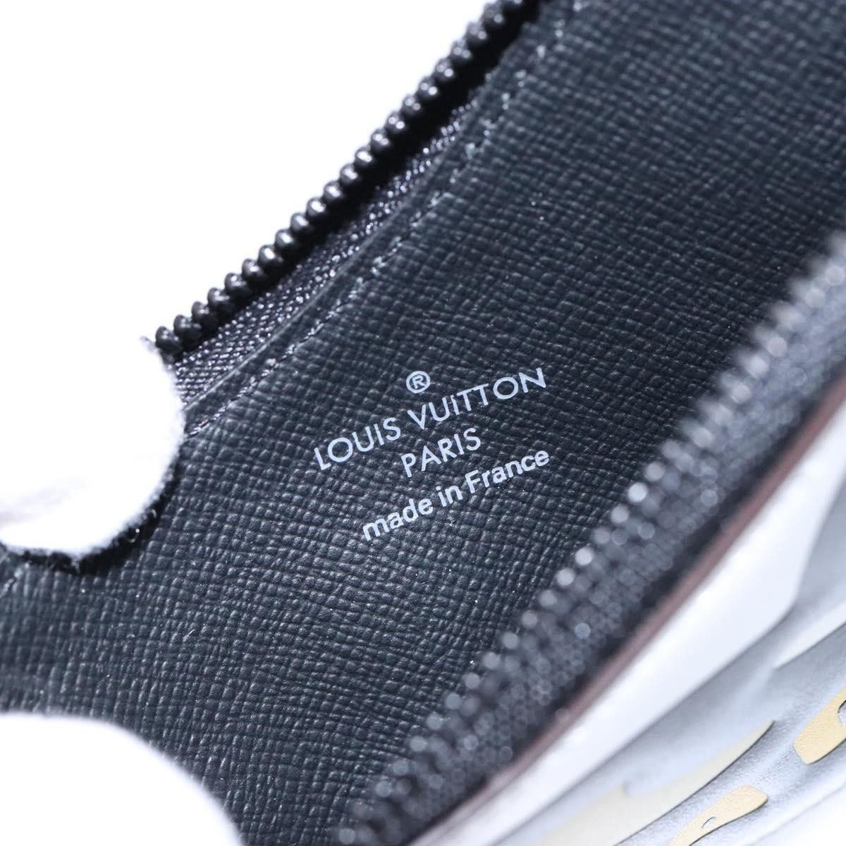 Louis Vuitton Louis Vuitton Nigo Duck Coin Holder Printed Leather and Limited Edition Giant Damier Zwart