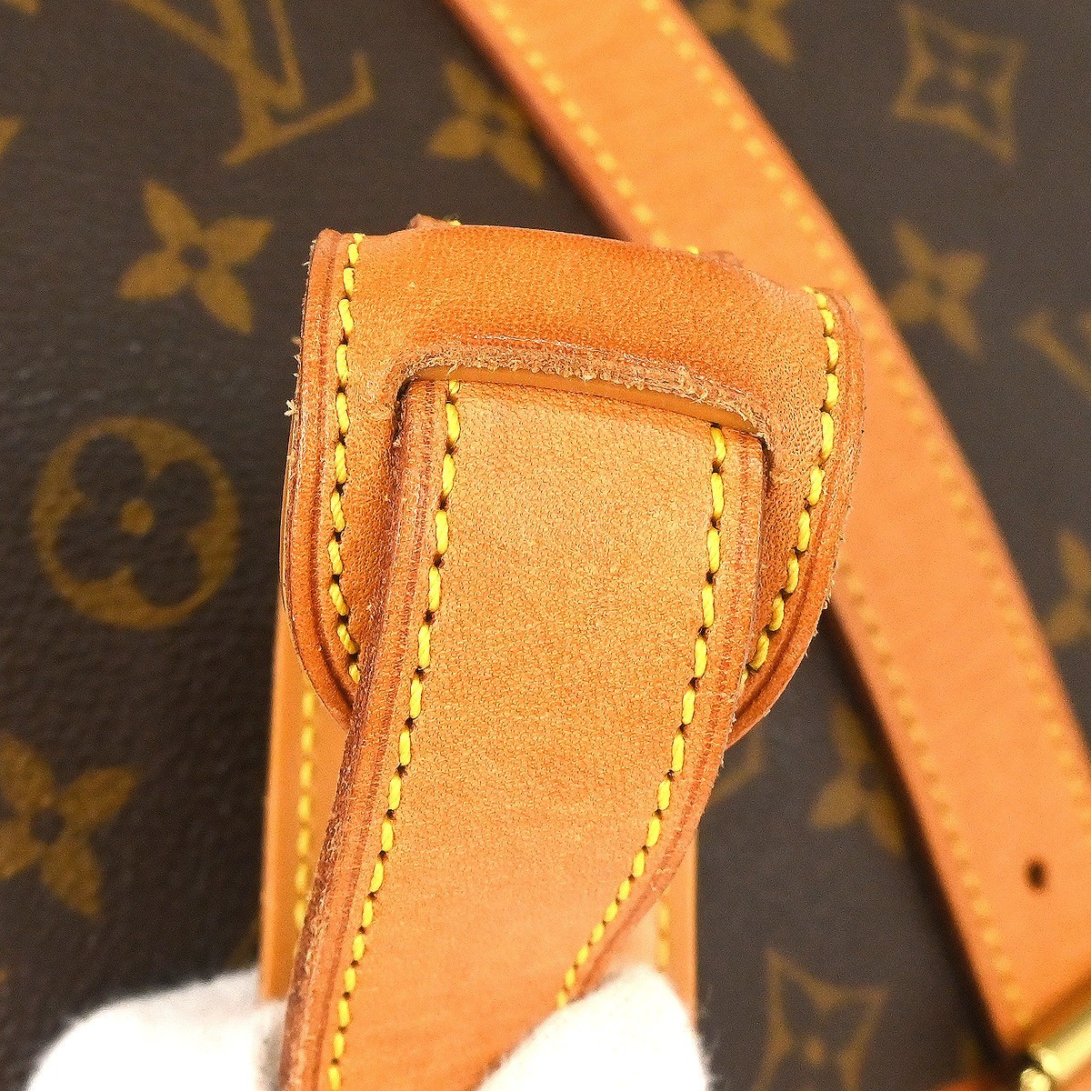 Louis Vuitton Louis Vuitton Saumur Handbag Monogram Canvas Bruin