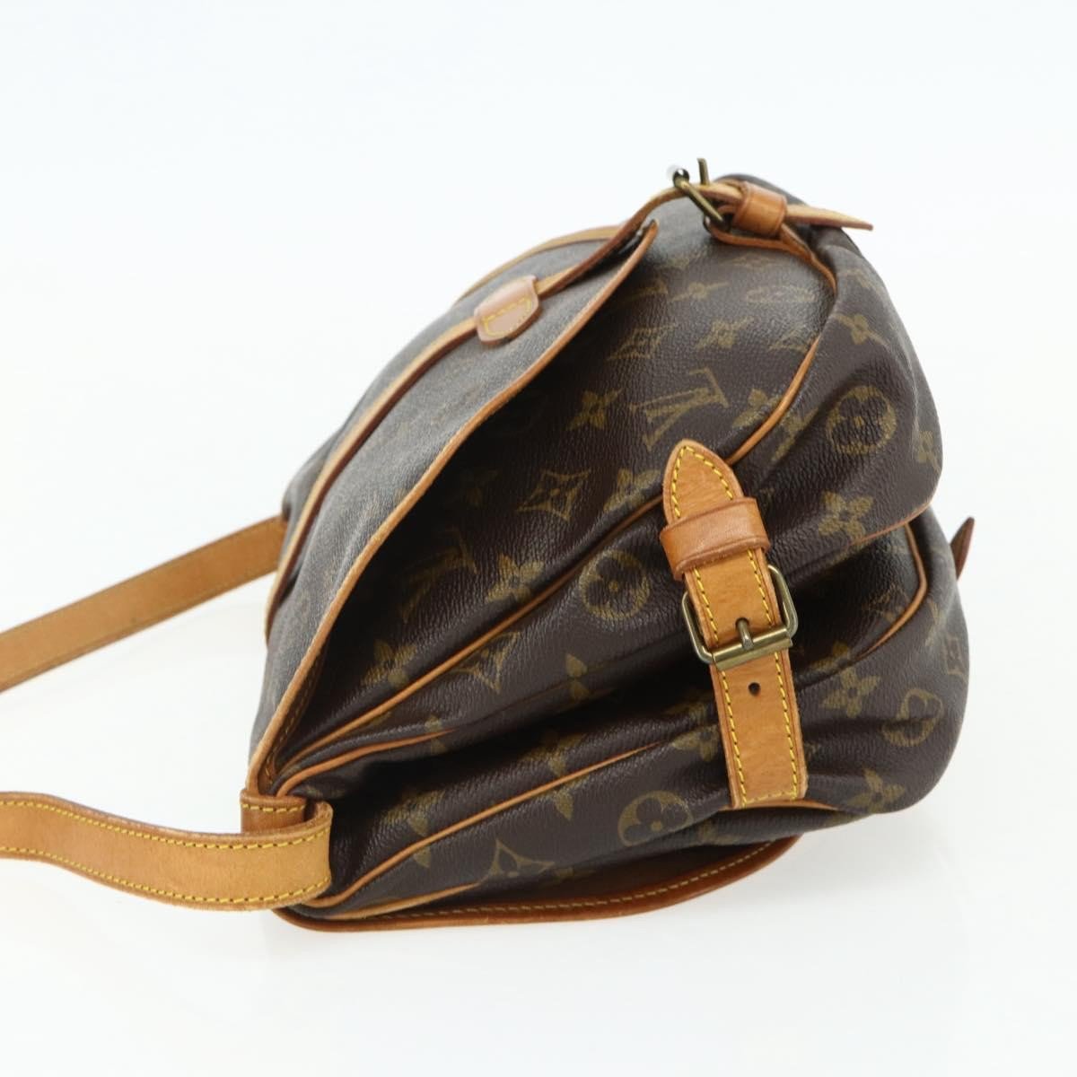 Louis Vuitton Louis Vuitton Saumur Handbag Monogram Canvas Bruin