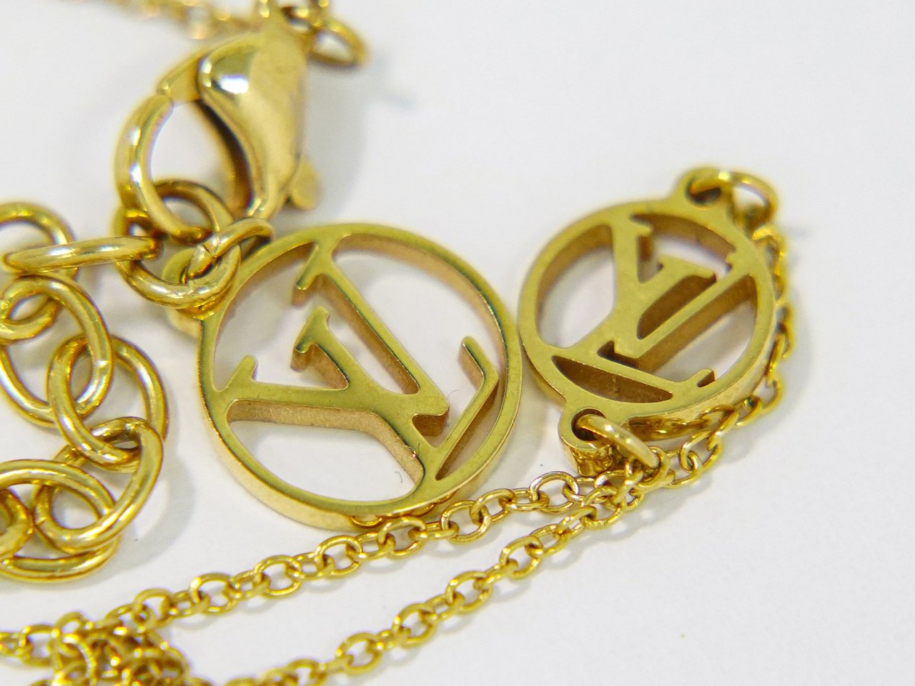 Louis Vuitton Louis Vuitton Nanogram Name Tag Pendant Necklace Metal Goud