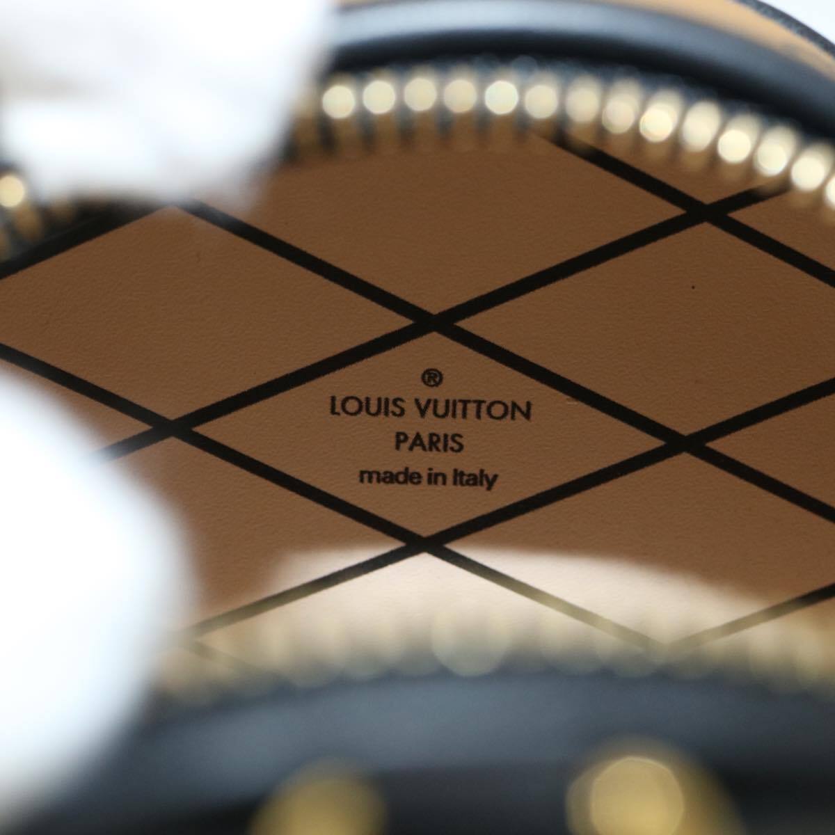 Louis Vuitton Louis Vuitton Boite Chapeau Souple Bag Reverse Monogram Giant Bruin