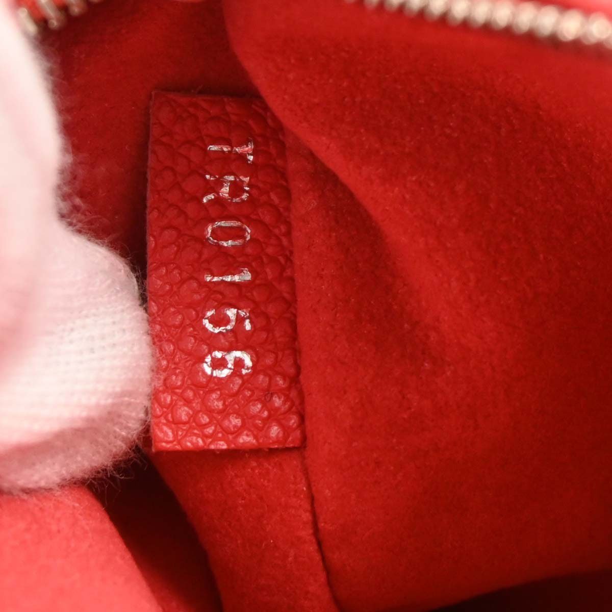 Louis Vuitton Louis Vuitton Saint Germain Handbag Monogram Empreinte Leather PM Roze