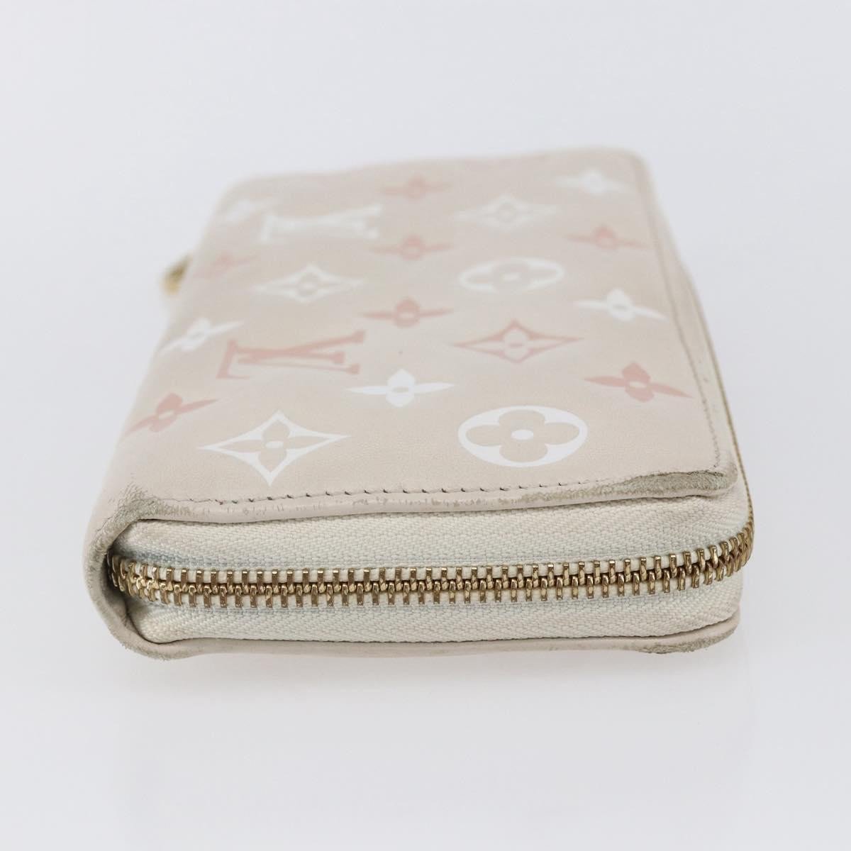 Louis Vuitton Coussin Zippy Monogram Embossed Lambskin Roze