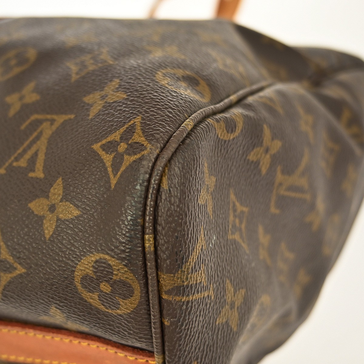 Louis Vuitton Louis Vuitton Flanerie Handbag Monogram Canvas 50 Bruin