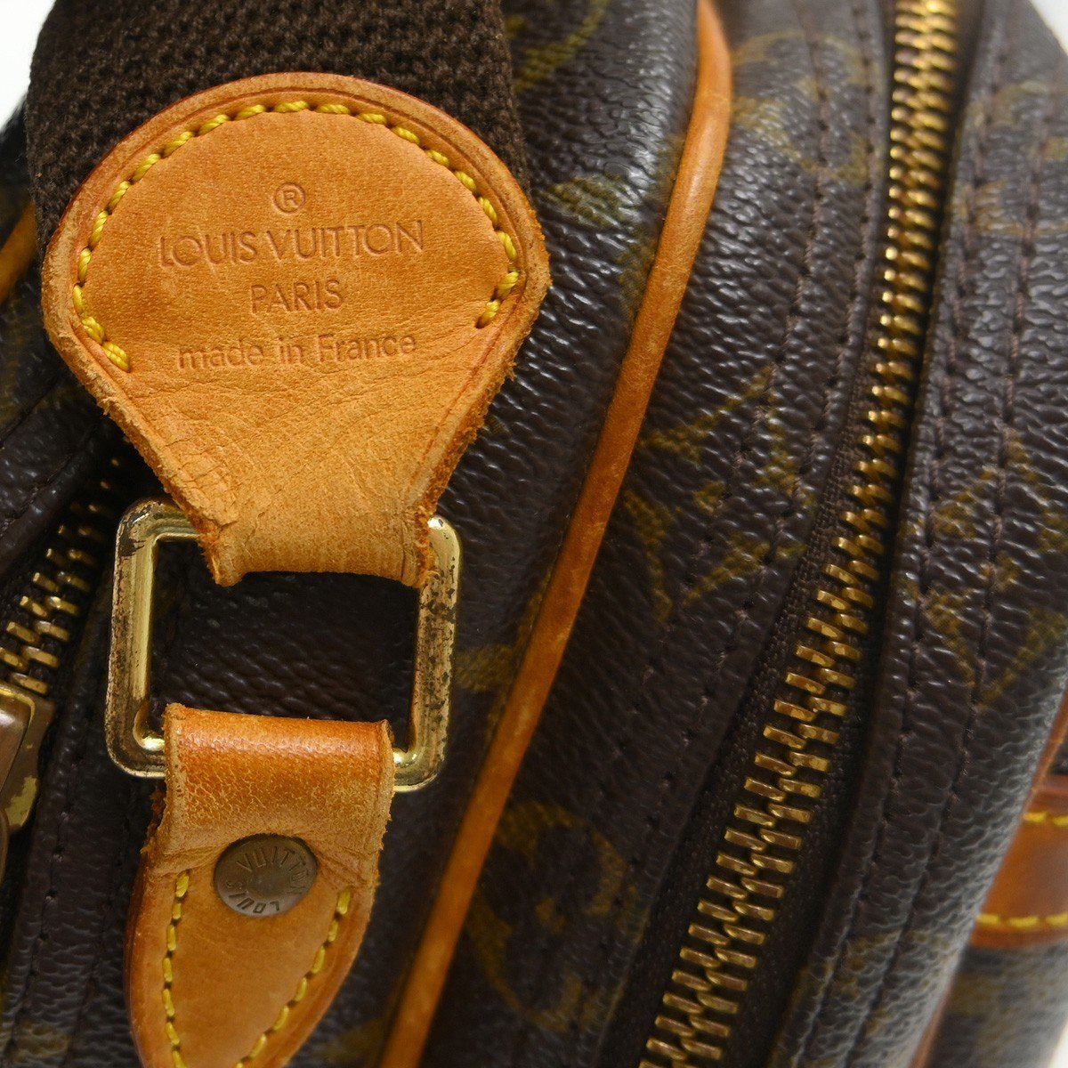 Louis Vuitton Reporter Monogram Canvas Bruin