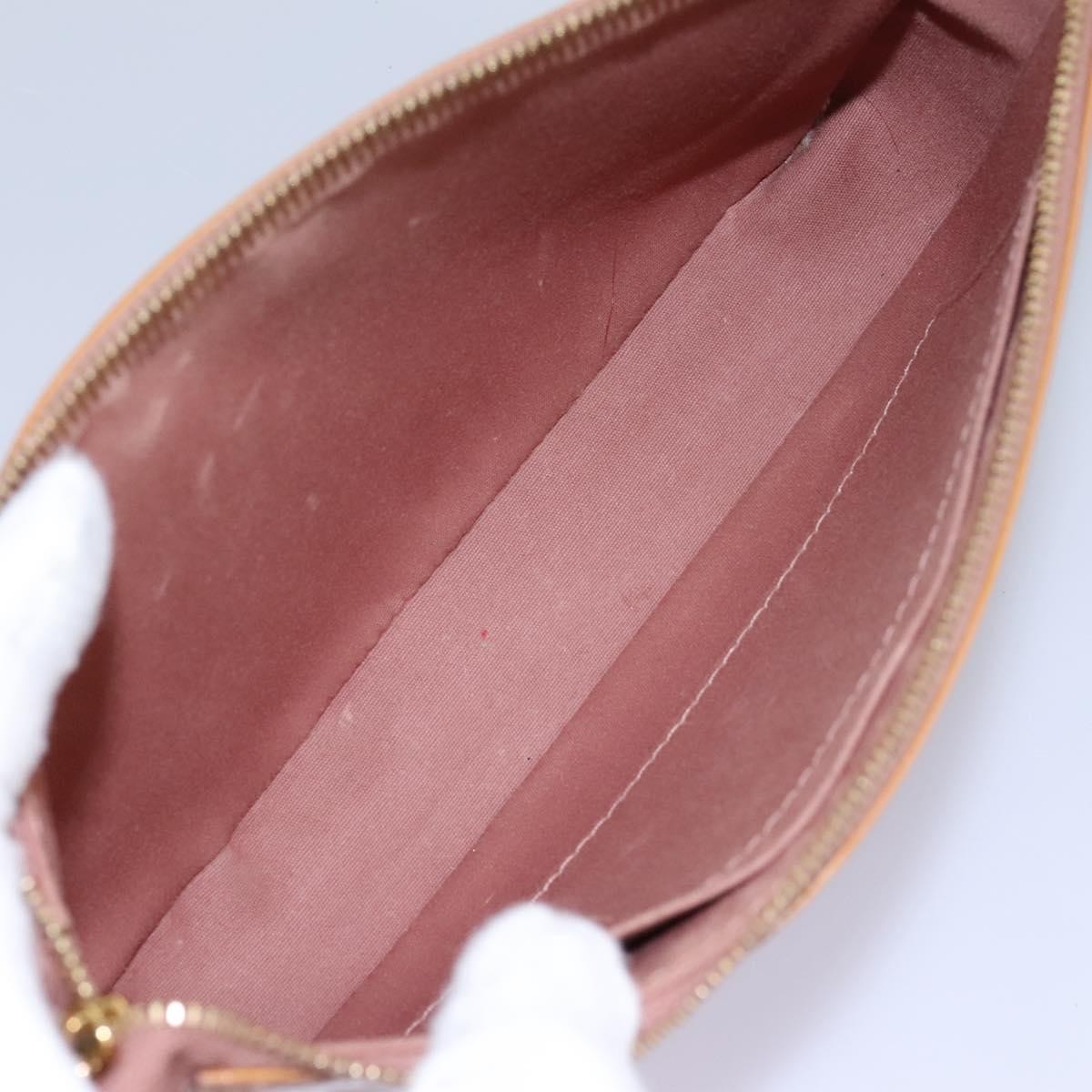 Louis Vuitton Louis Vuitton Pochette Accessoires Patent Leather Roze