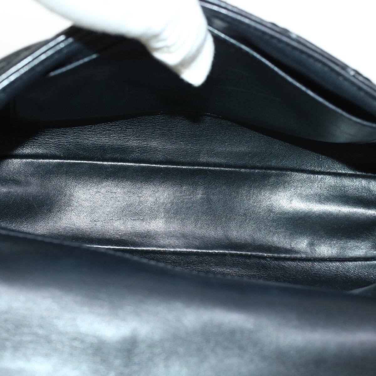 Louis Vuitton Louis Vuitton GO-14 Handbag Malletage Leather PM Zwart