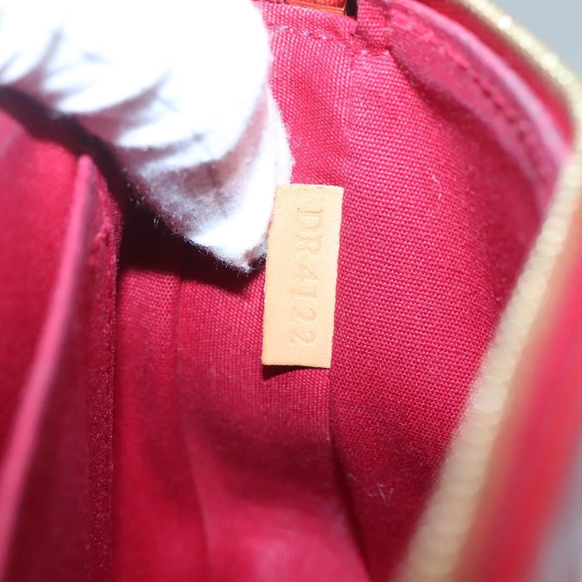 Louis Vuitton Louis Vuitton Pochette Accessoires vernis Rood