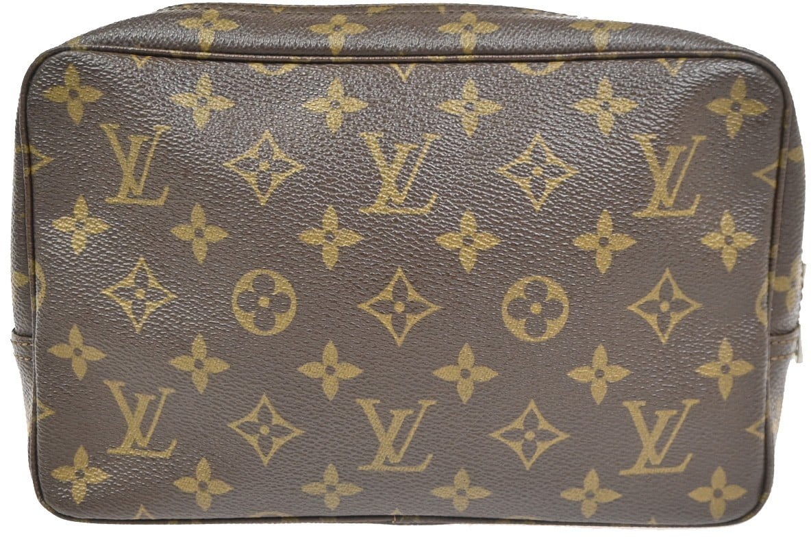 Louis Vuitton Toiletry Pouch Monogram Canvas 23 Bruin