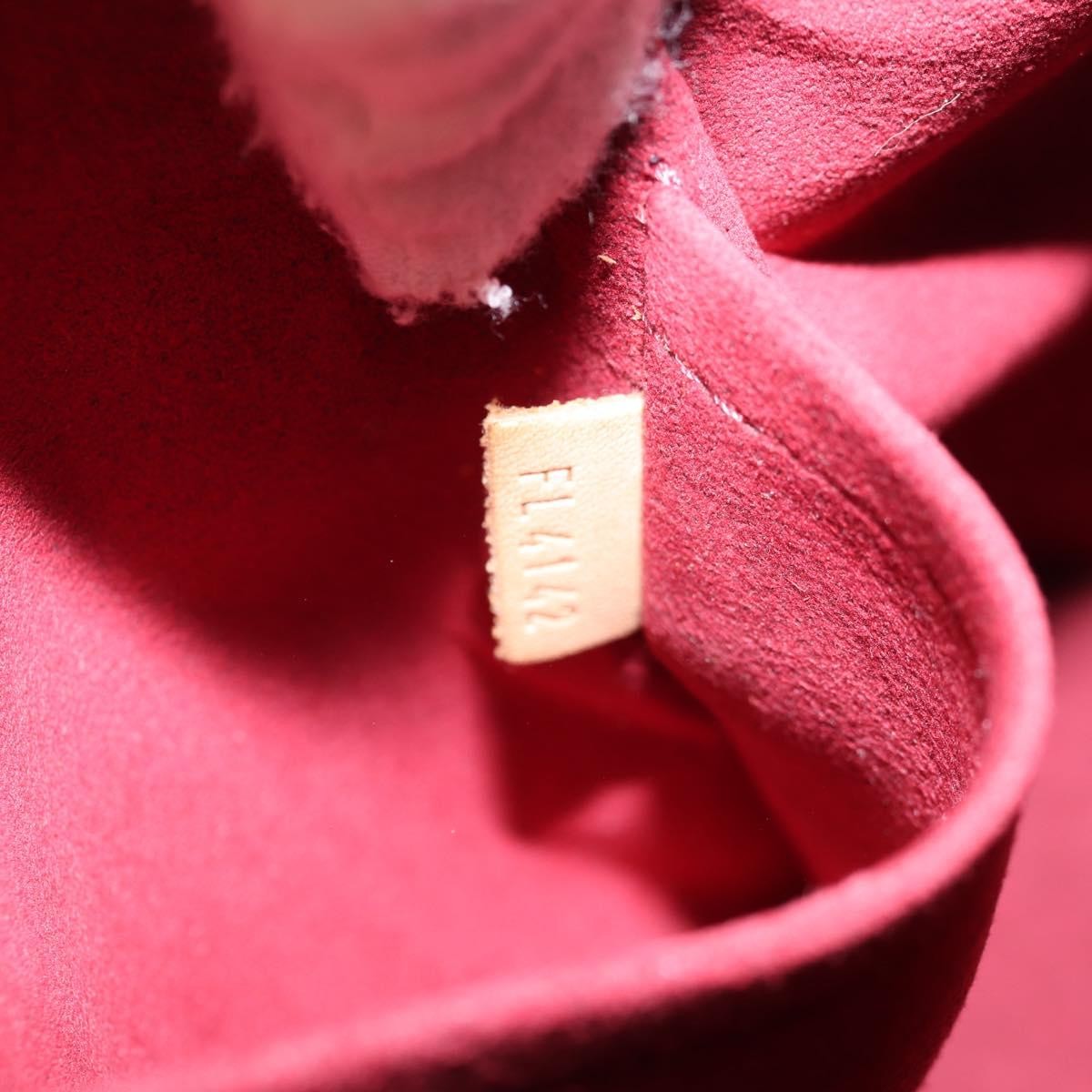 Louis Vuitton Louis Vuitton Alma Handbag Monogram Multicolor GM Wit