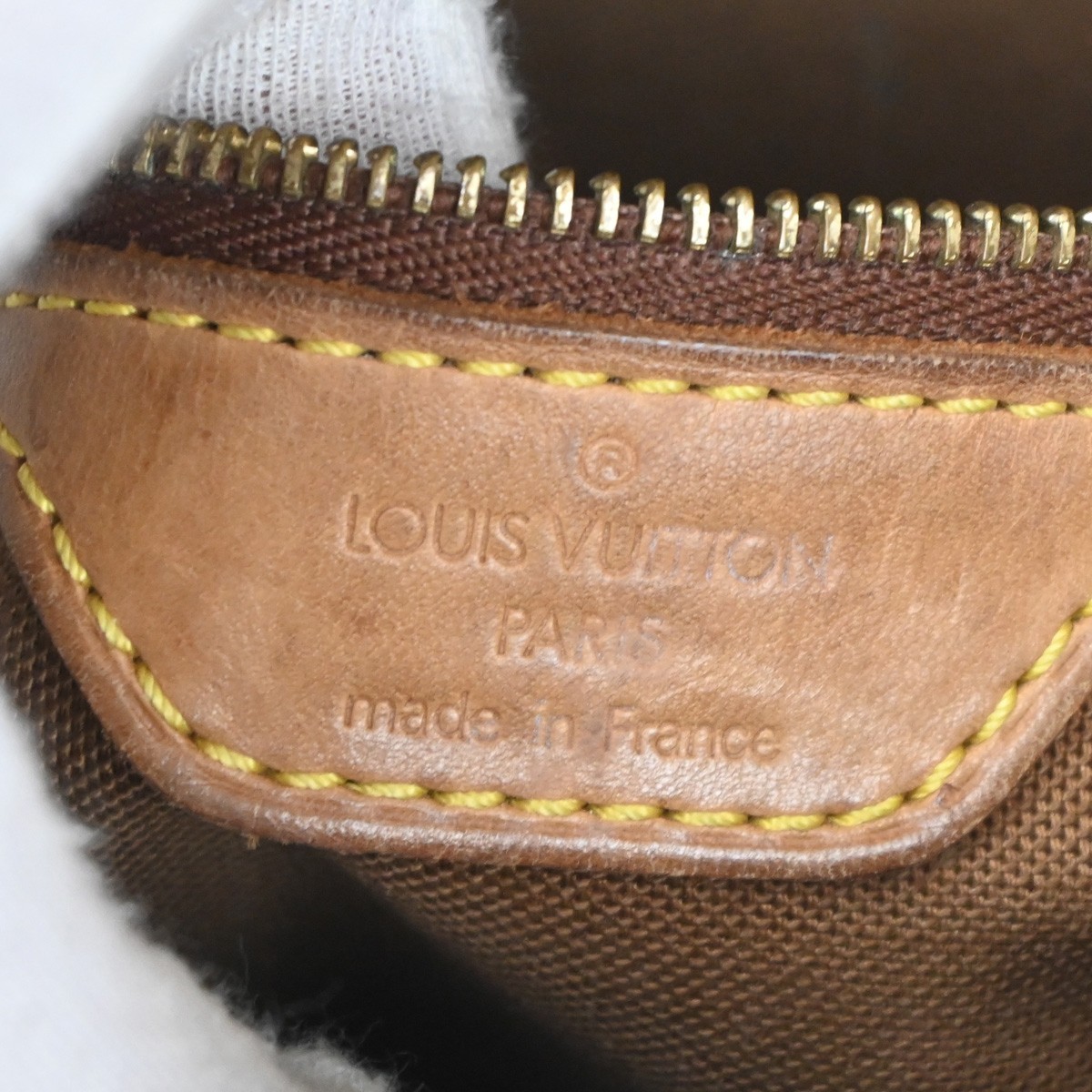Louis Vuitton Louis Vuitton Looping Handbag Monogram Canvas Mini Bruin