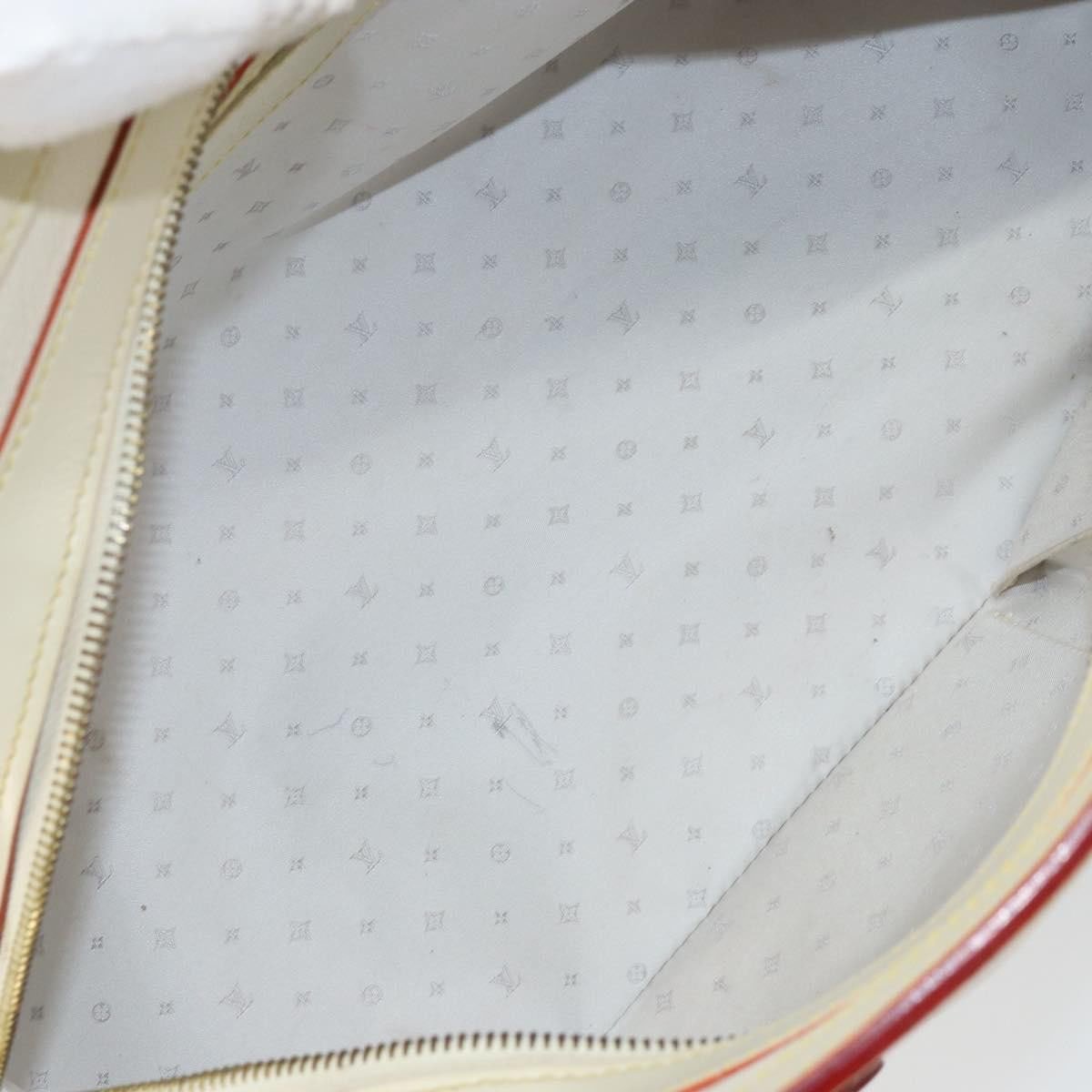 Louis Vuitton Louis Vuitton Suhali Le Radieux Handbag Leather Wit