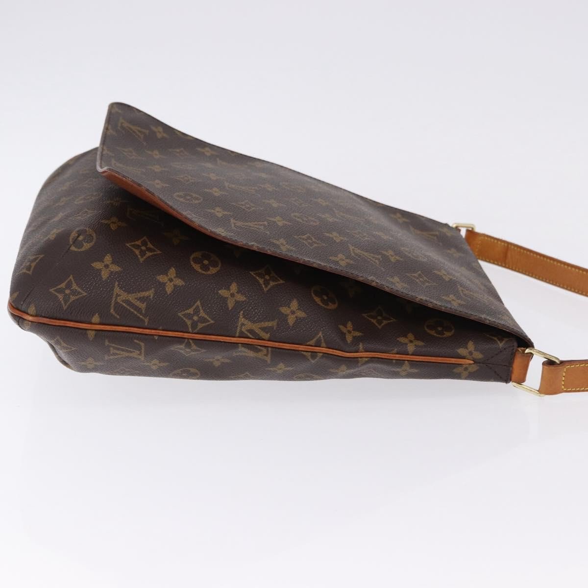 Louis Vuitton Musette Monogram Medium Bruin