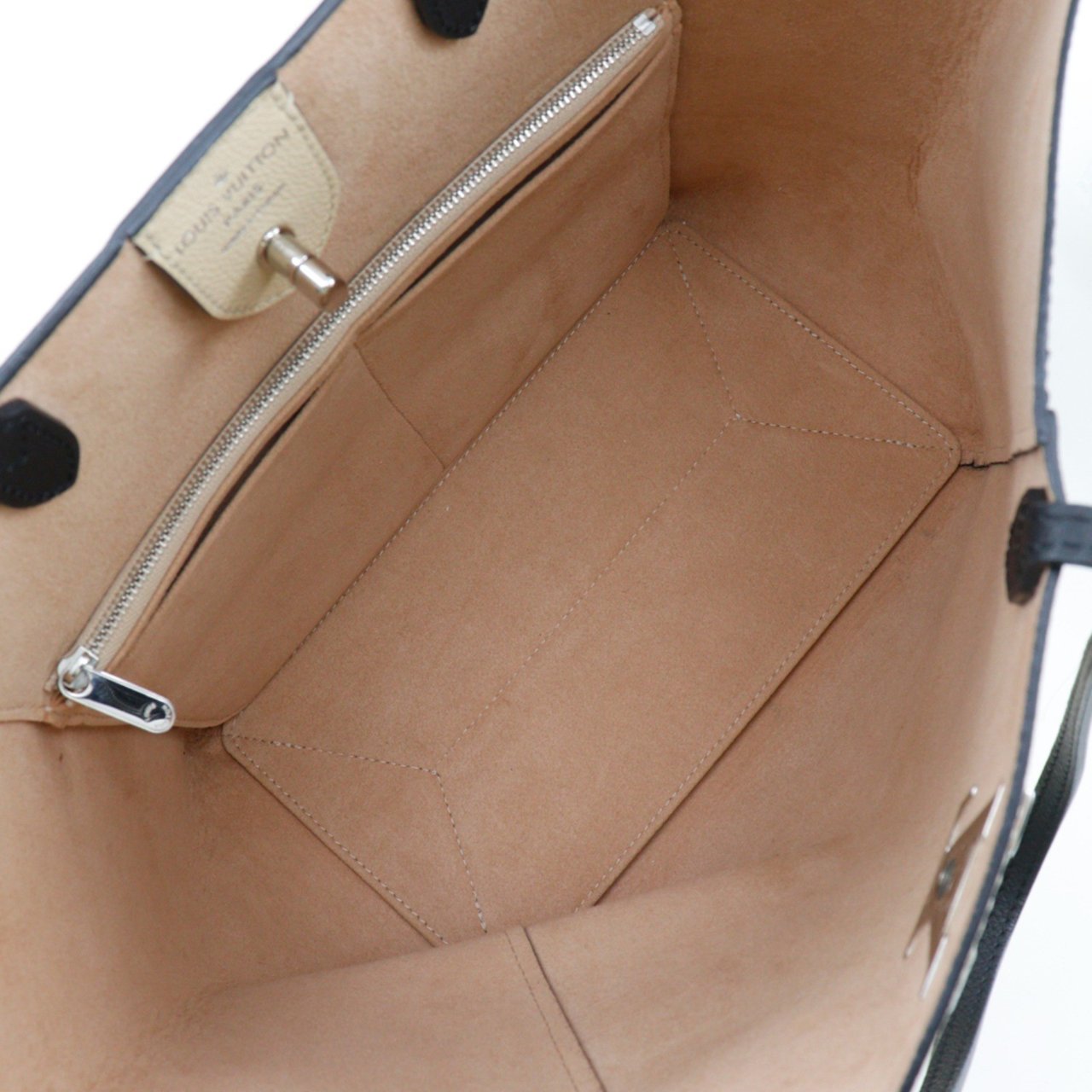 Louis Vuitton Lockme Cabas Leather Beige