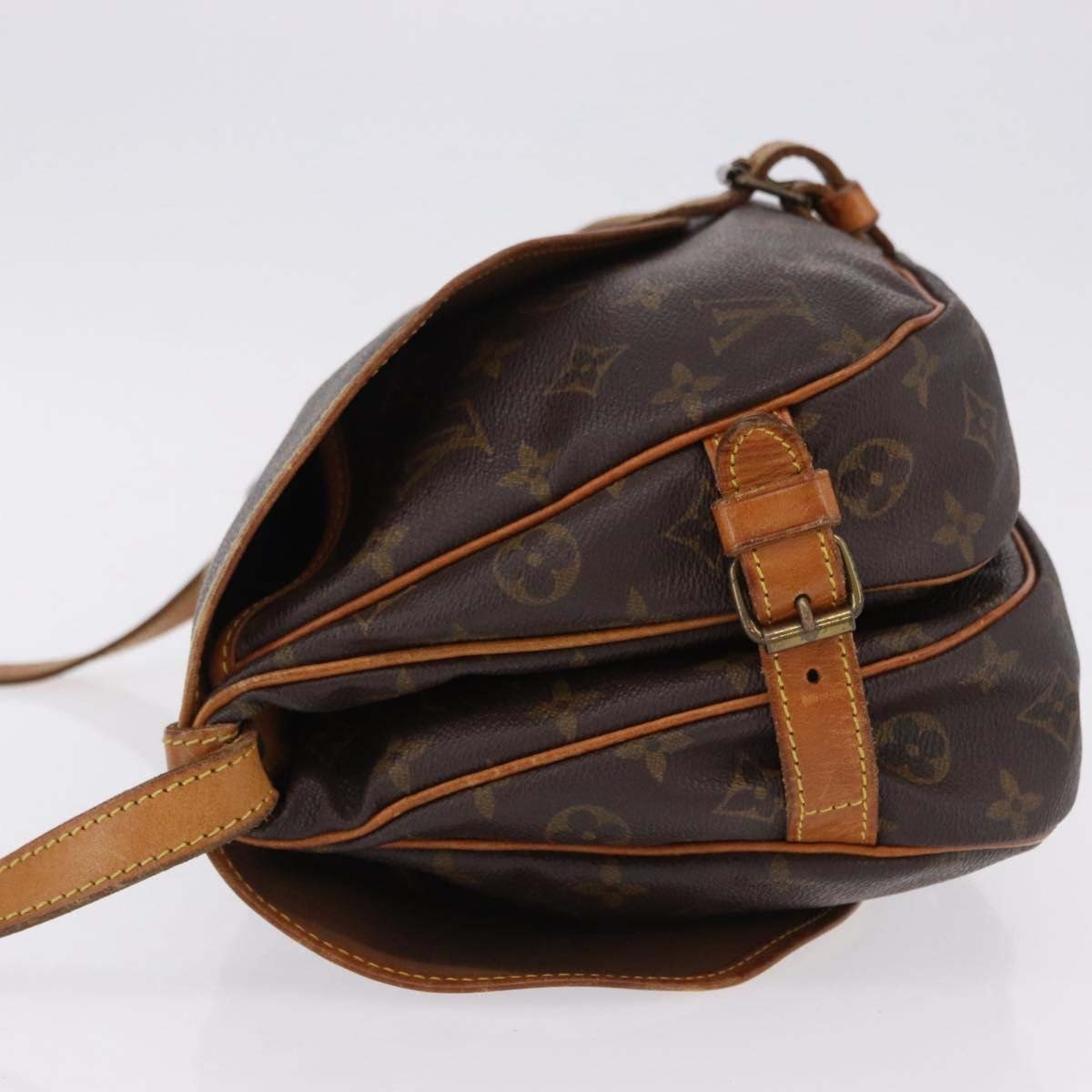 Louis Vuitton Saumur Canvas 30 Bruin