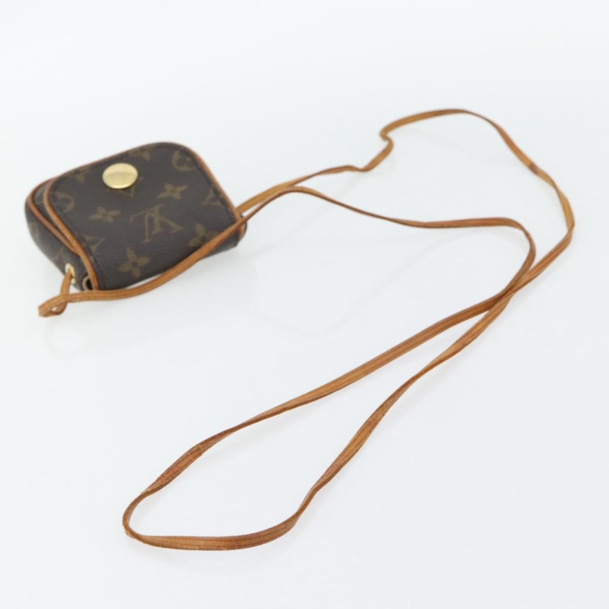 Louis Vuitton Cancun Pochette Monogram Canvas Bruin
