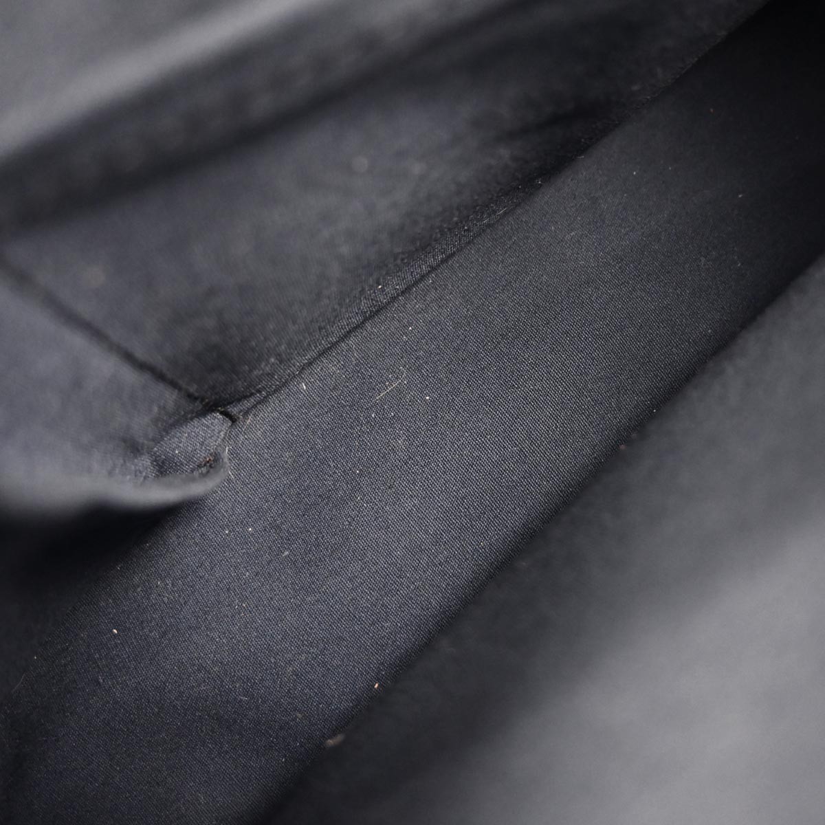 Louis Vuitton Louis Vuitton Mat Allston Handbag Monogram Vernis Blauw