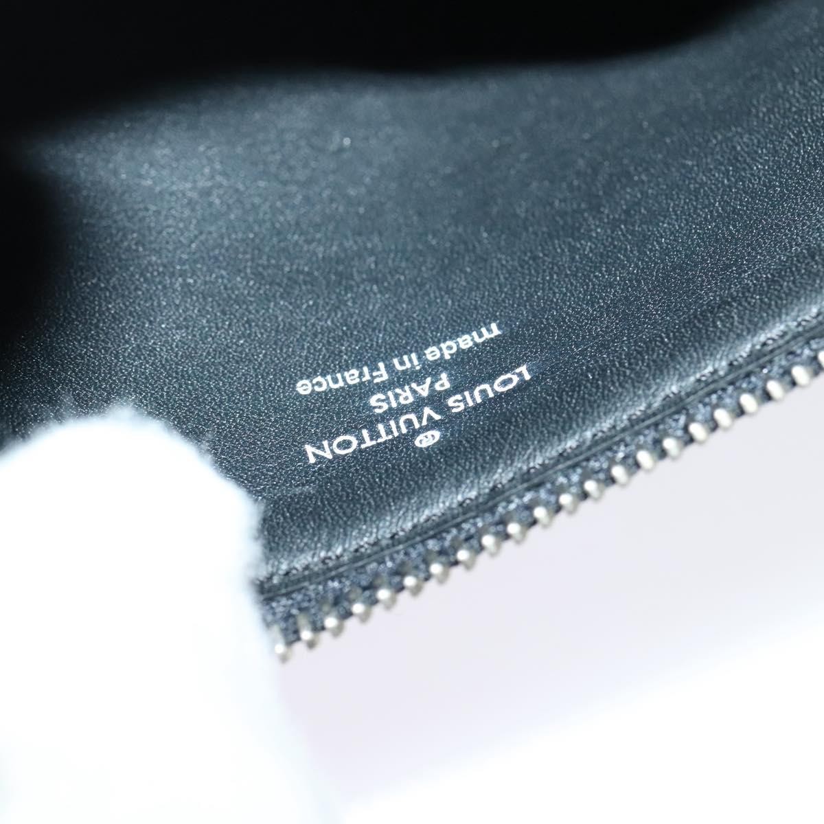 Louis Vuitton Louis Vuitton Pochette Phone Damier Graphite Canvas Grijs