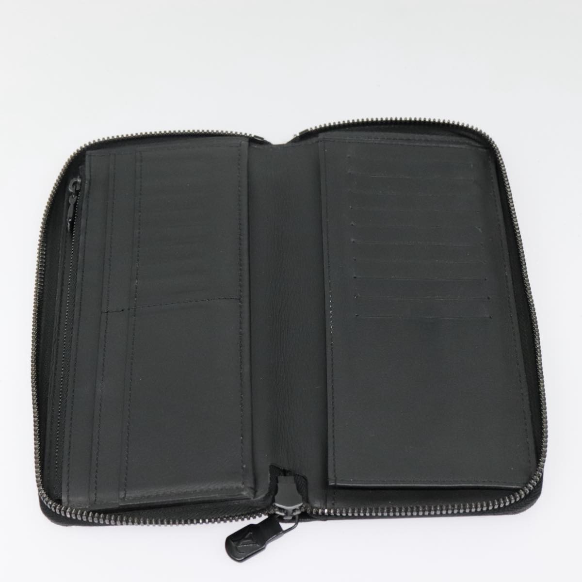 Louis Vuitton Louis Vuitton Zippy Wallet Vertical Monogram Shadow Leather Zwart