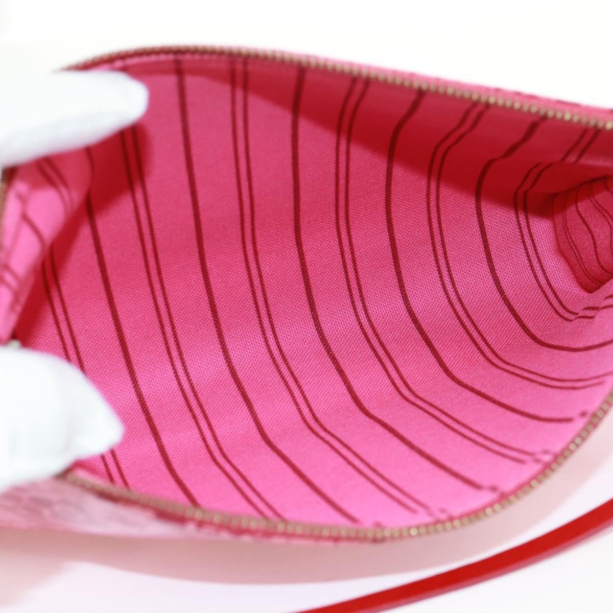 Louis Vuitton Louis Vuitton Pochette Accessoires Cosmic Blossom Roze