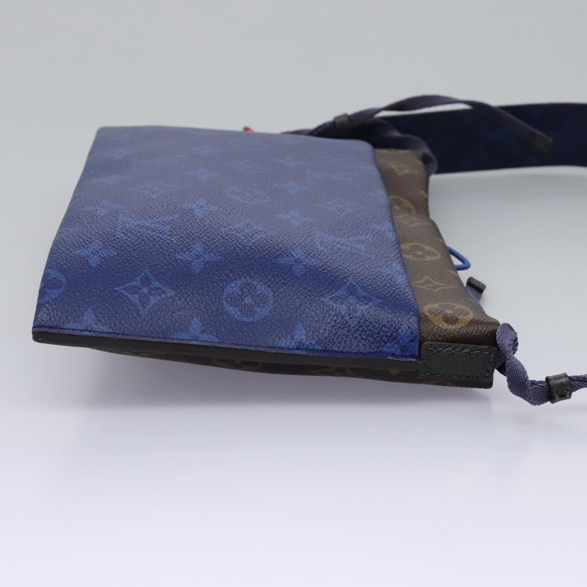 Louis Vuitton Louis Vuitton Outdoor Pouch Limited Edition Monogram Pacific Canvas Medium Blauw