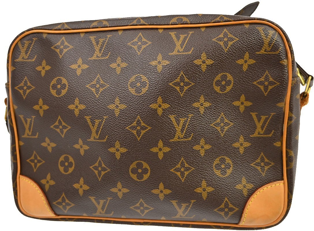 Louis Vuitton Louis Vuitton Nil Messenger Bag Monogram Canvas 28 Bruin