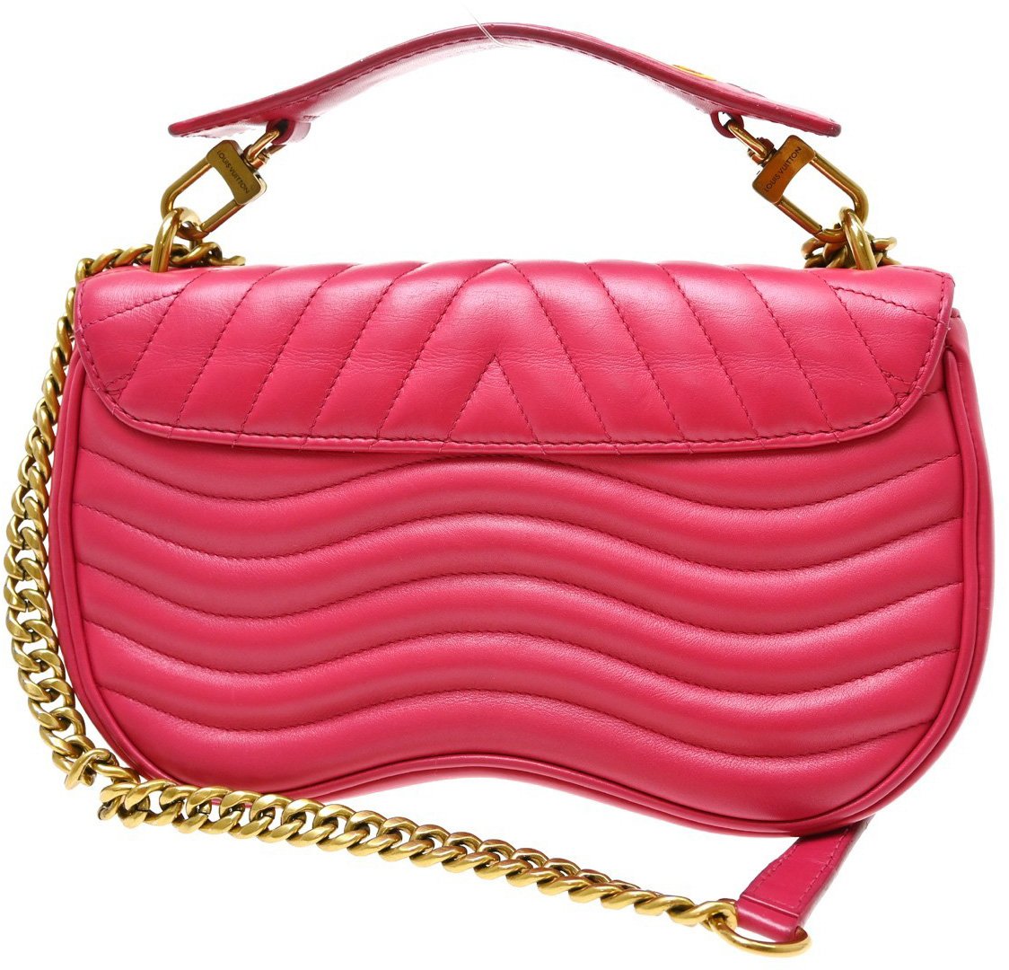 Louis Vuitton New Wave Quilted Leather MM Roze