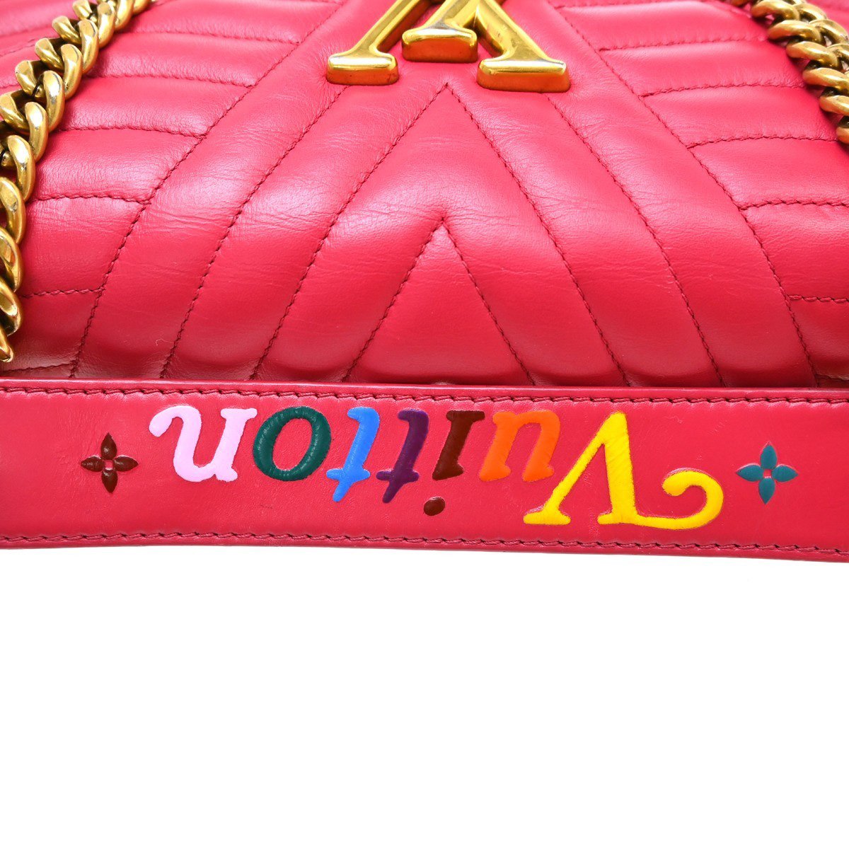 Louis Vuitton New Wave Quilted Leather MM Roze