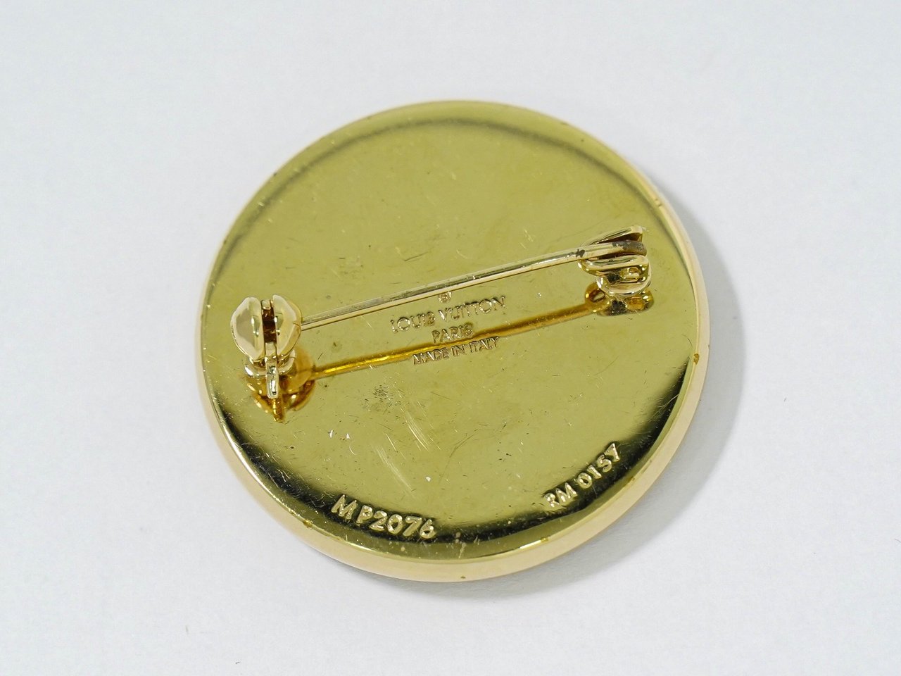 Louis Vuitton Louis Vuitton Single LV Snowflake Pin Metal Bruin