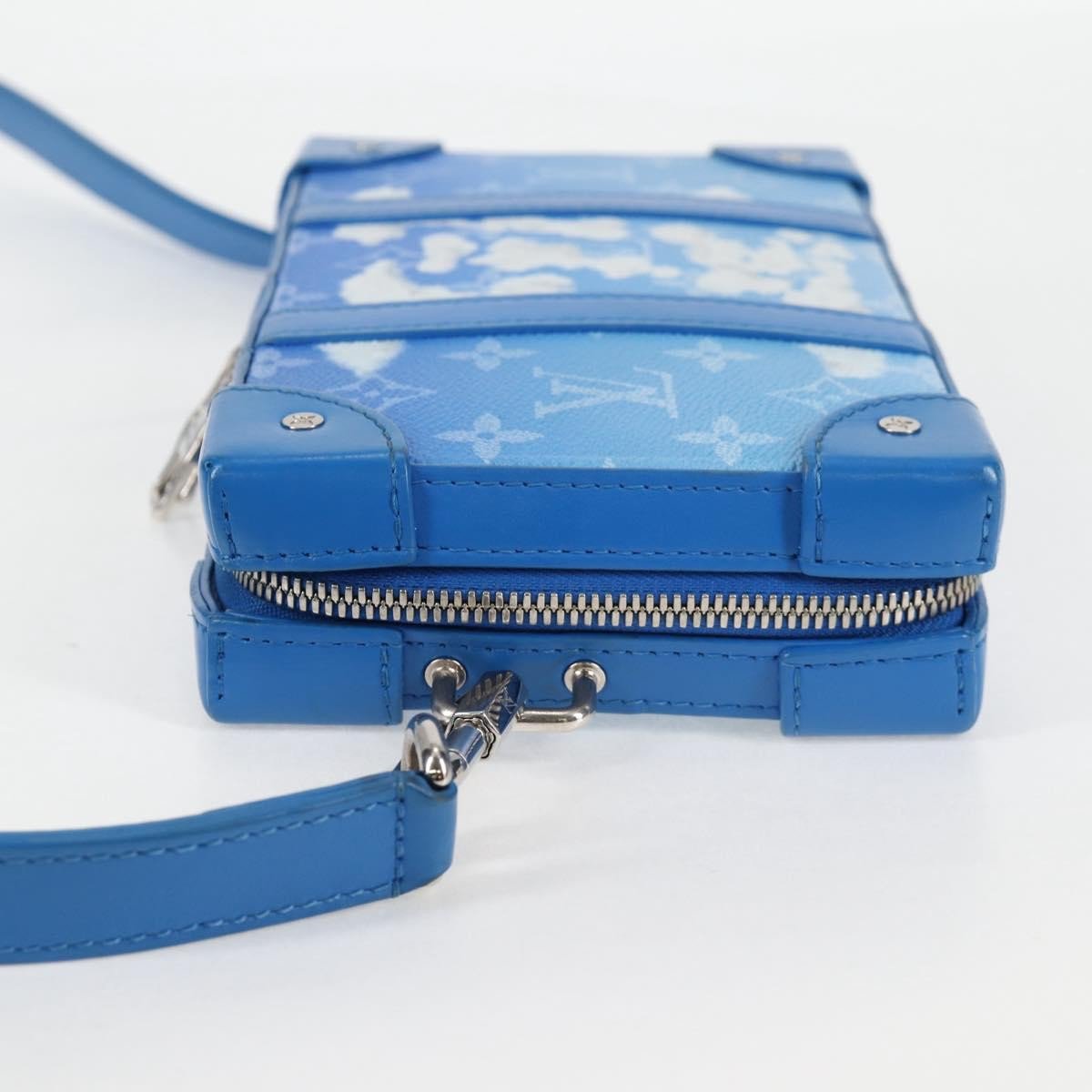 Louis Vuitton Soft Trunk Wallet Limited Edition Monogram Clouds Blauw