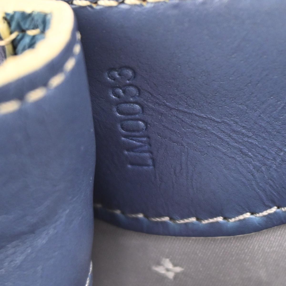 Louis Vuitton Louis Vuitton Suhali Le Talentueux Handbag Leather Blauw