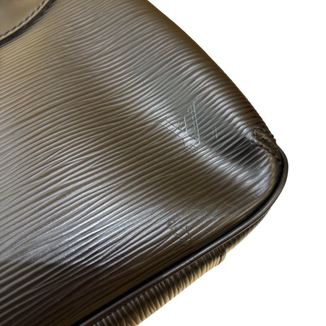 Louis Vuitton Nocturne Epi Leather PM Zwart
