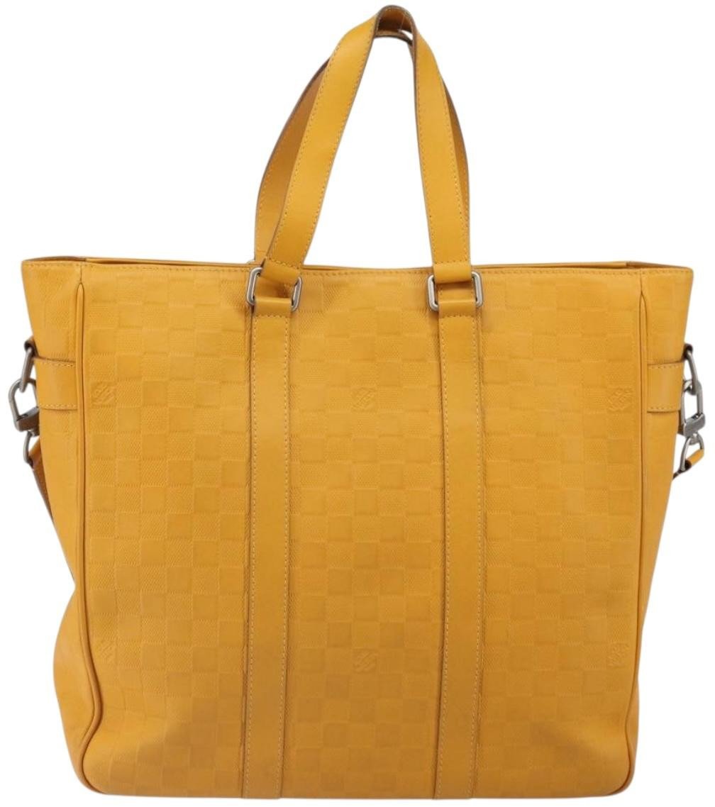 Louis Vuitton Louis Vuitton Tadao Handbag Damier Infini Leather MM Geel