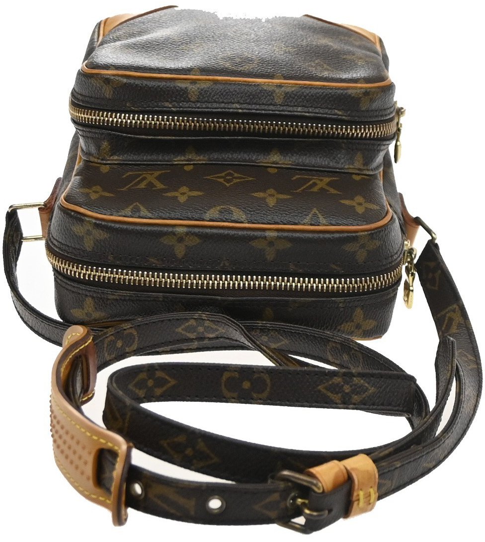 Louis Vuitton Amazone Monogram Canvas PM Bruin