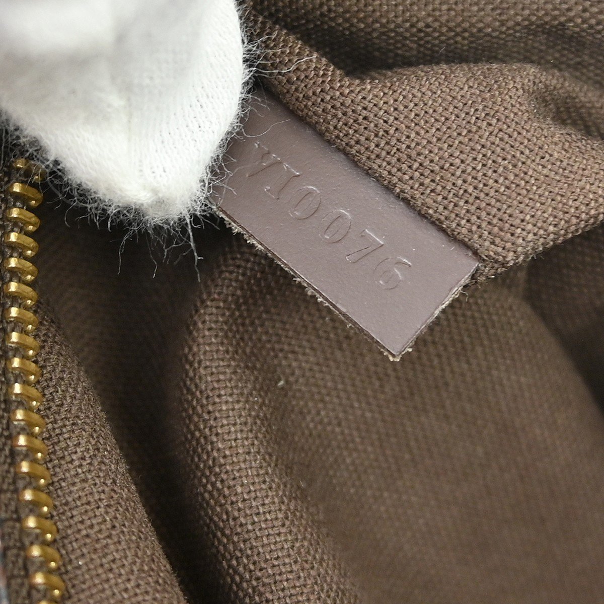 Louis Vuitton Louis Vuitton Melville Messenger Bag Damier Bruin