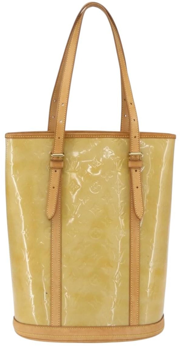 Louis Vuitton Louis Vuitton Bucket Bag Monogram Vernis GM Beige